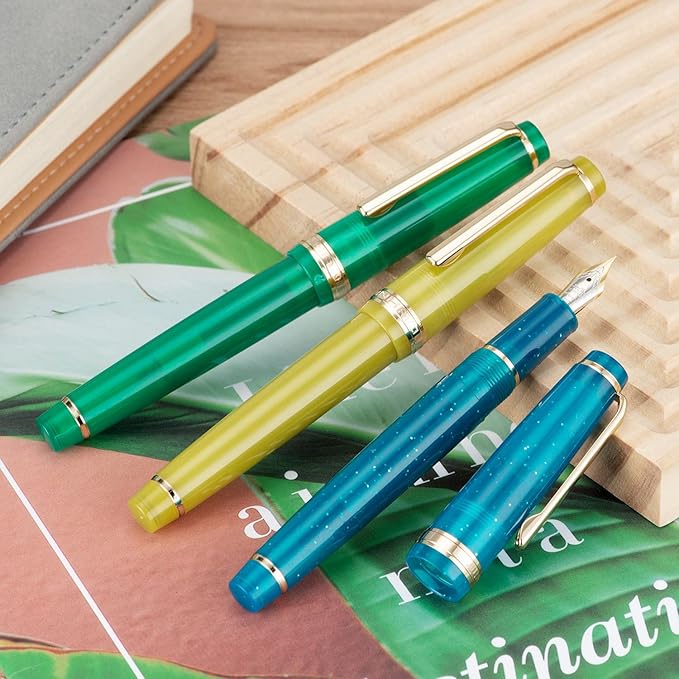 Jinhao 82 Acrylic Fountain Pen, Iridium Fine Nib with Ink Converter, Transparent Jungle Green Classic Design Smooth Writing Pen (Gold Trim)
