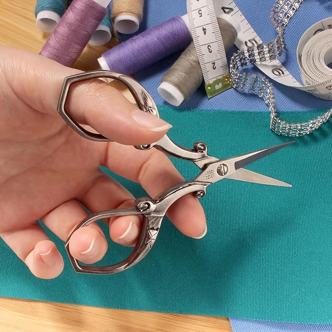 JubileeYarn Chinese Wing & Cloud Embroidery Craft Scissors - Bronze - 10 Scissors