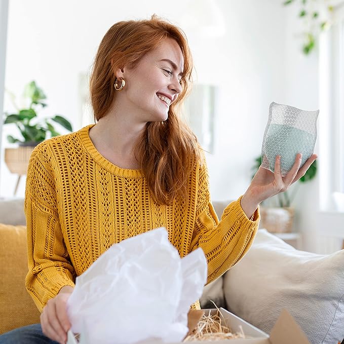Clear Bubble Out Bags, 8 x 11.5 Inches. 150 Pack Self Seal Bubble Pouches. Polyethylene Clear Bubble Bags for Packing. Waterproof Clear Bubble Out Pouches for Fragile Things