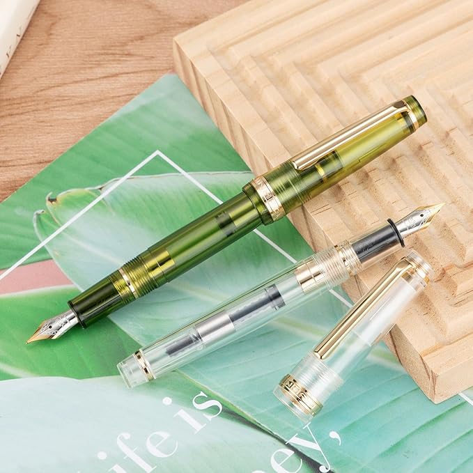 Jinhao 82 Acrylic Fountain Pen, Iridium Extra Fine Nib with Ink Converter, Transparent Olive Green Classic Design Smooth Writing Pen (Gold Trim)