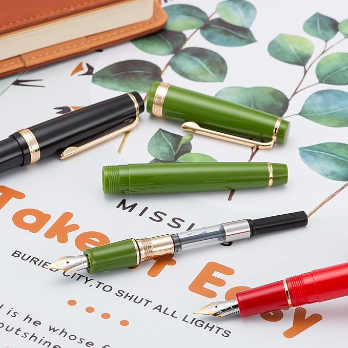 Jinhao 82 Avocado Green Acrylic Fountain Pen, Iridium Medium Nib Classic Design Smooth Writing Pen with Ink Converter (Gold Trim)