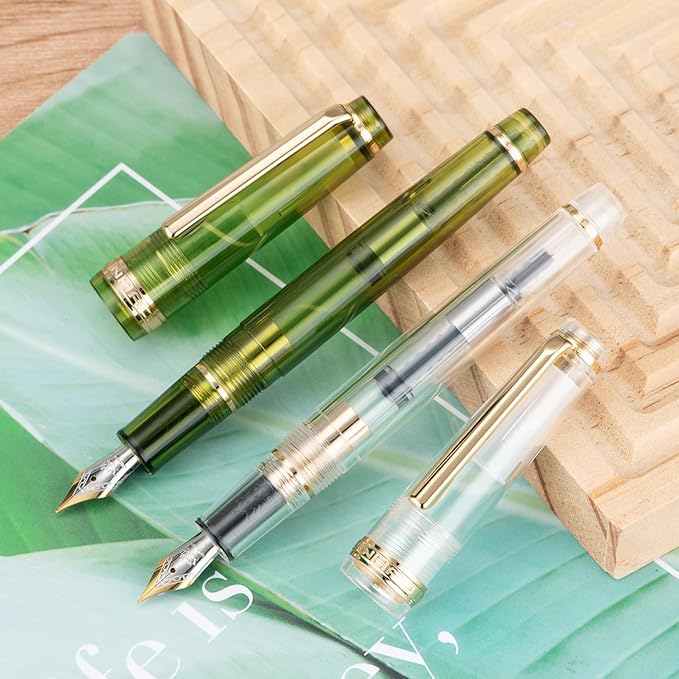 Jinhao 82 Acrylic Fountain Pen, Iridium Extra Fine Nib with Ink Converter, Transparent Olive Green Classic Design Smooth Writing Pen (Gold Trim)