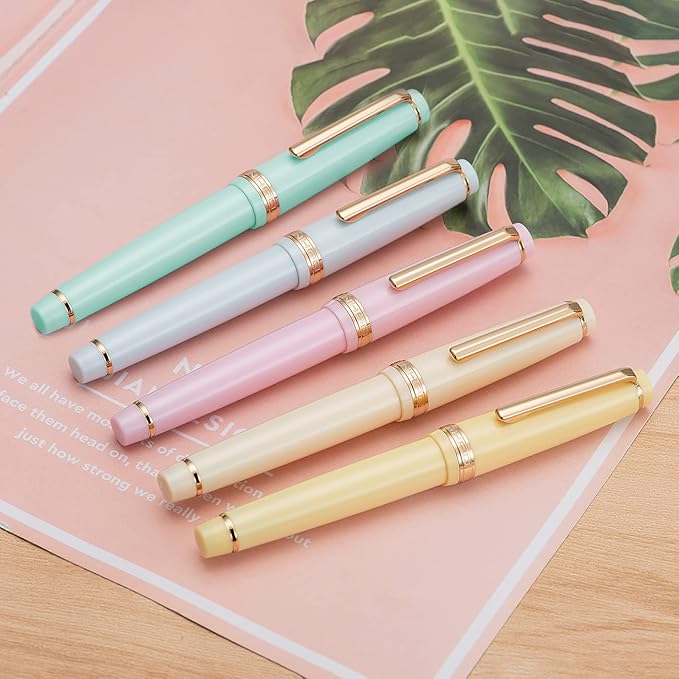Jinhao 82 Ivory White Acrylic Fountain Pen, Iridium Medium Nib Classic Design Smooth Writing Pen with Ink Converter (Gold Trim)